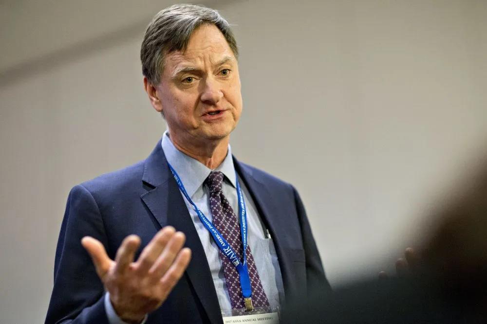 美国刺激法案传出利好，引领三大指数集体收涨